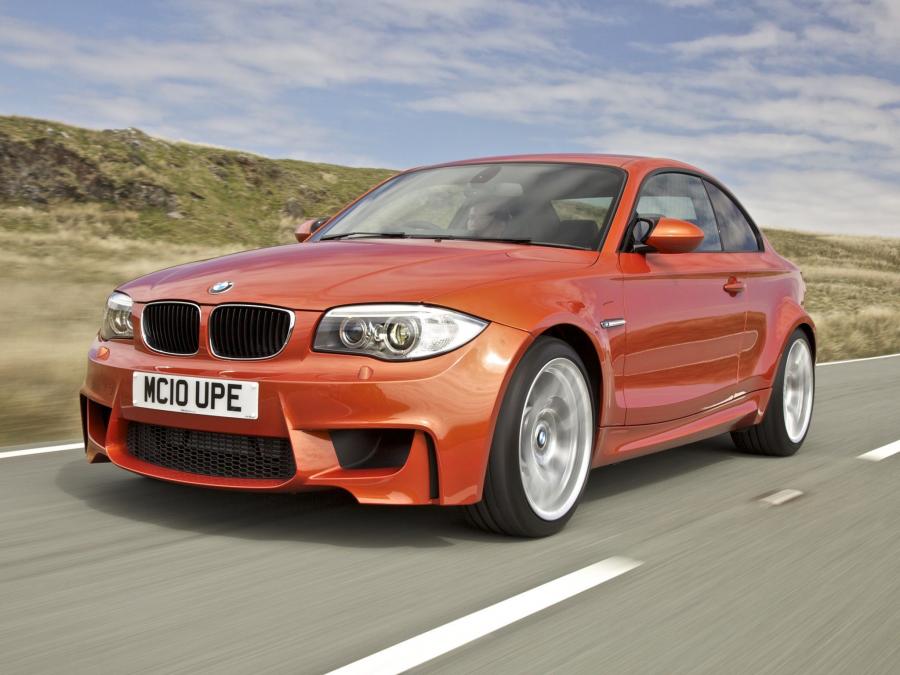  BMW 1-Series M Coupe 2011 года  (UK) (фото 8 из 30)